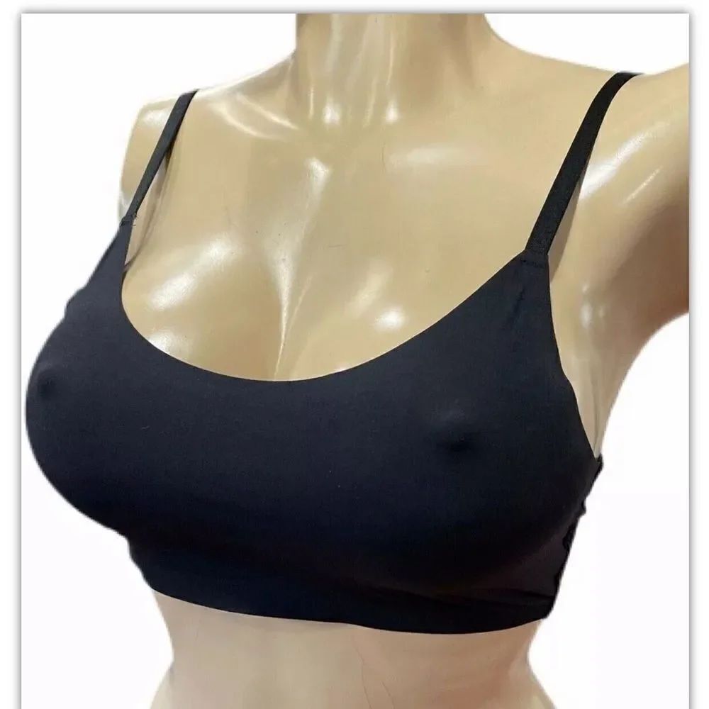 Victorias Secret scoop neck /lace back unlined bralette bra black